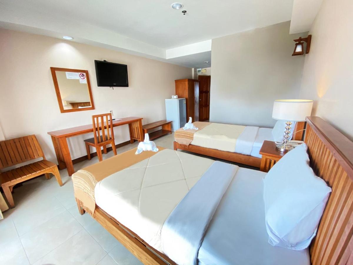 Maihom Resort Hotel Nakhon Sawan Exterior photo